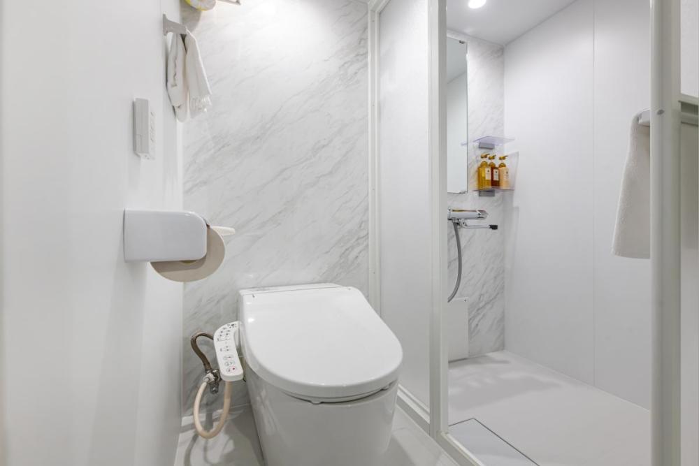 シャワーブースルーム（ツイン）